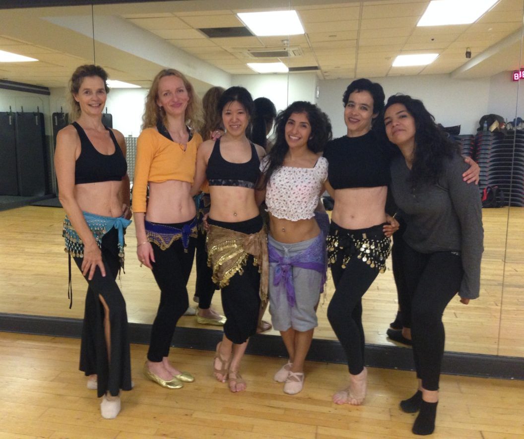 private-belly-dance-classes-london-azahara-bellydancer